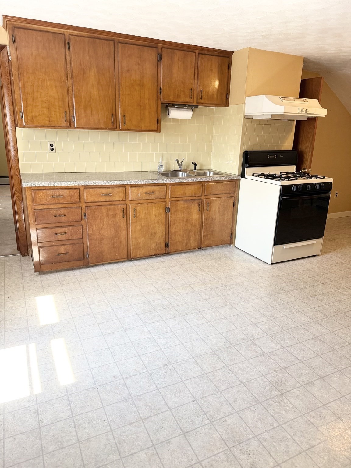 62 Topham Street Property Photo 28