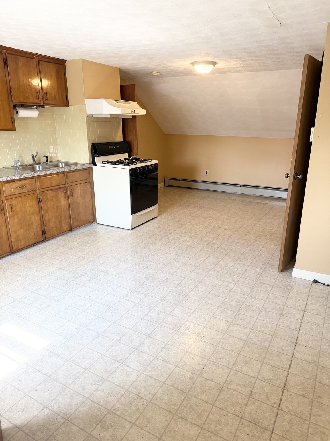 62 Topham Street Property Photo 30
