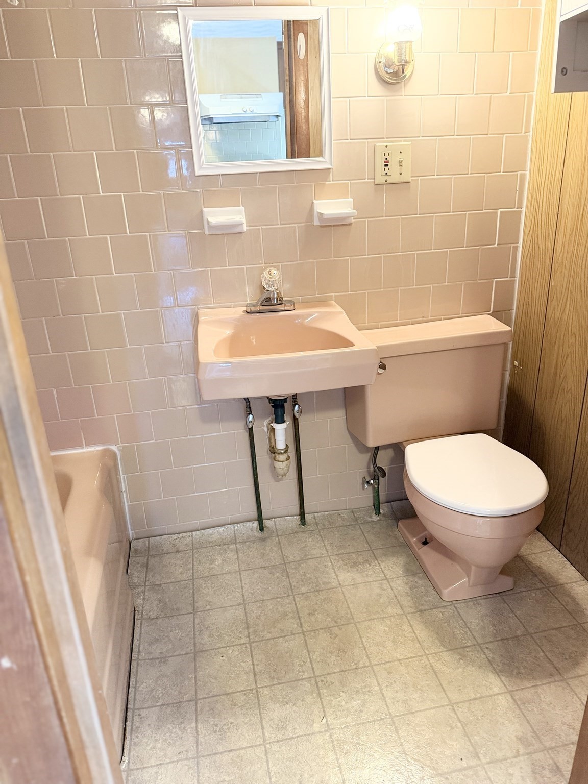 62 Topham Street Property Photo 37