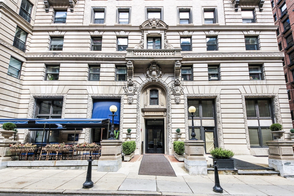 21 Beacon St # 3k Property Photo 2