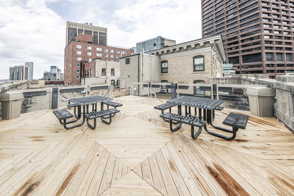 21 Beacon St # 3k Property Photo 17