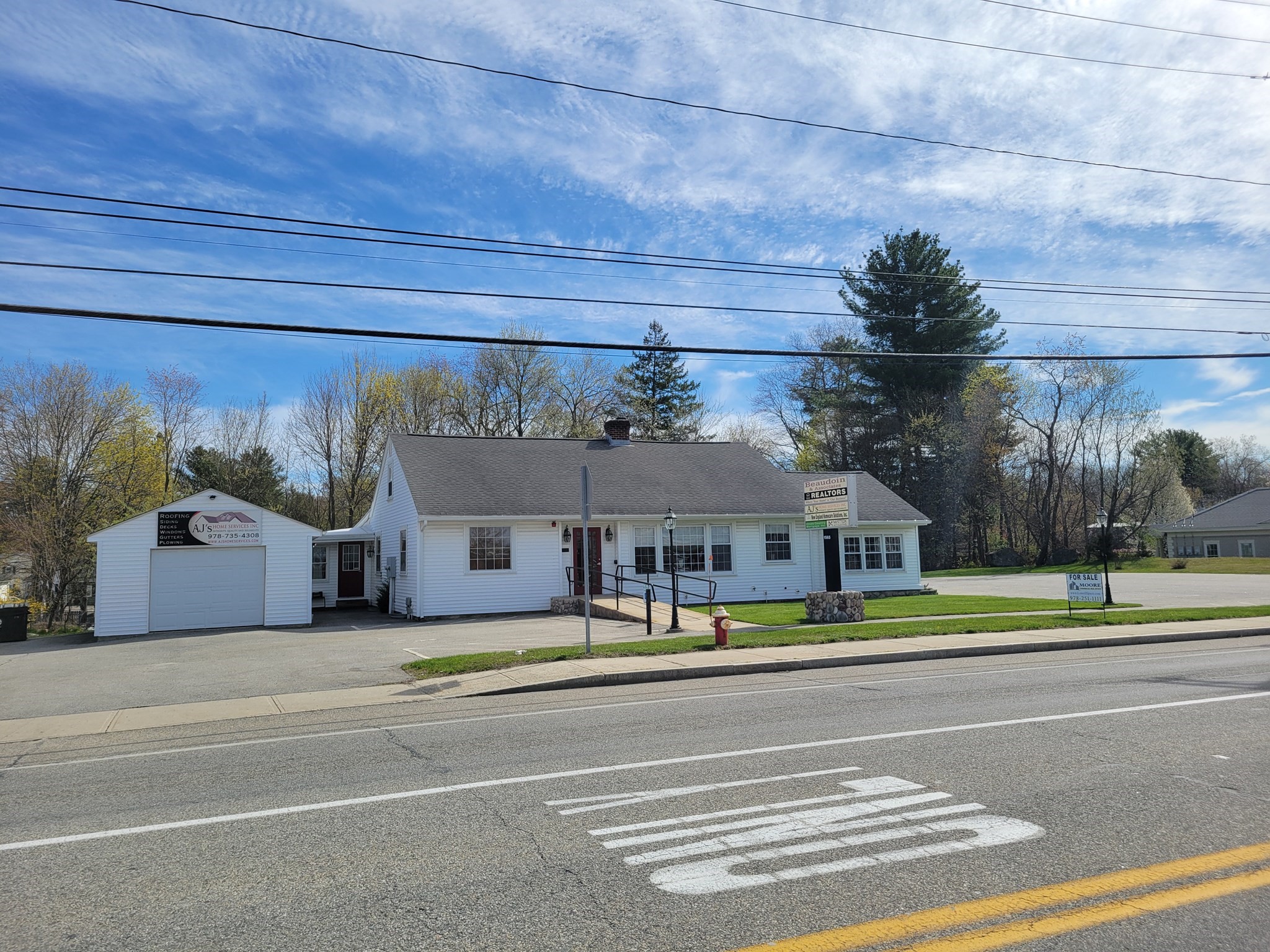1565 Lakeview Avenue Property Photo 1