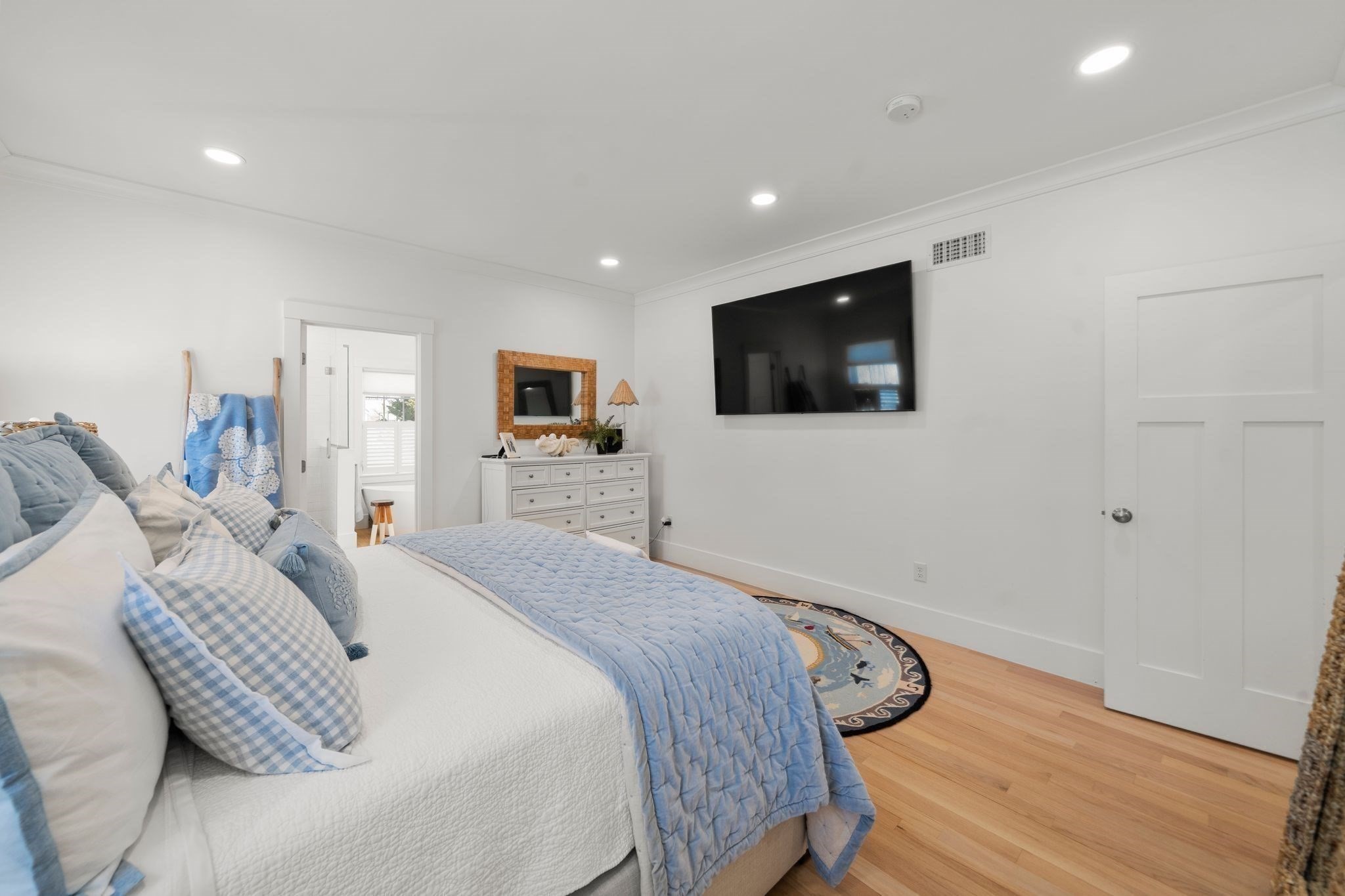 1014 Route 6a Property Photo 18