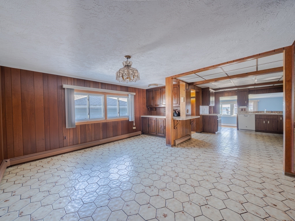 118 Sunnyside Ave. Property Photo 8
