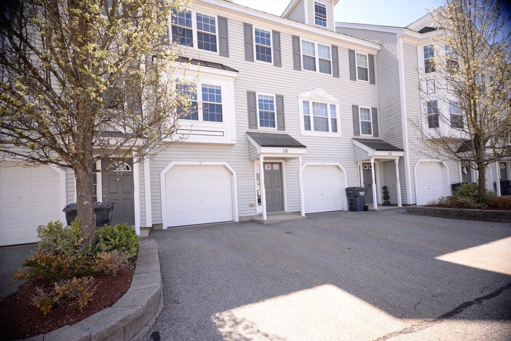 22 Merrimac Way # B Property Photo 1
