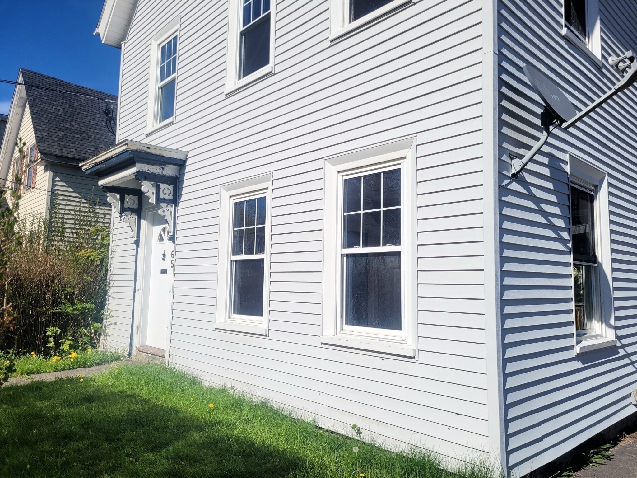 65 Wayland St Property Photo 2