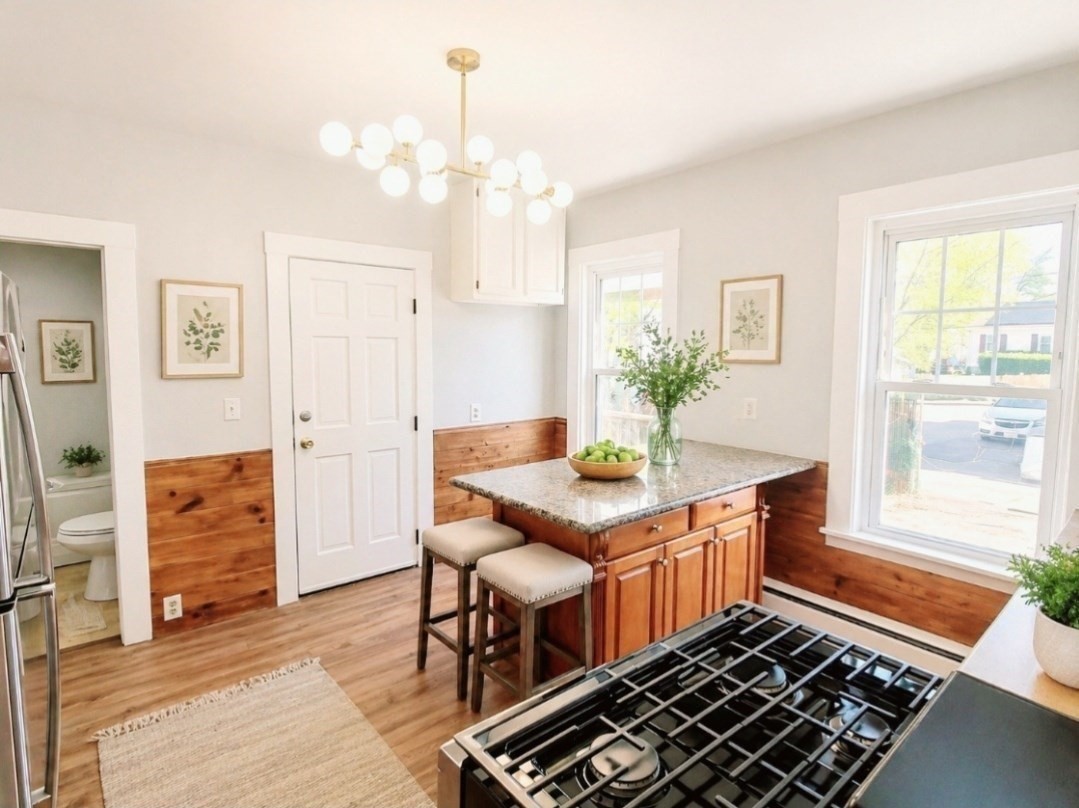 65 Wayland St Property Photo 4