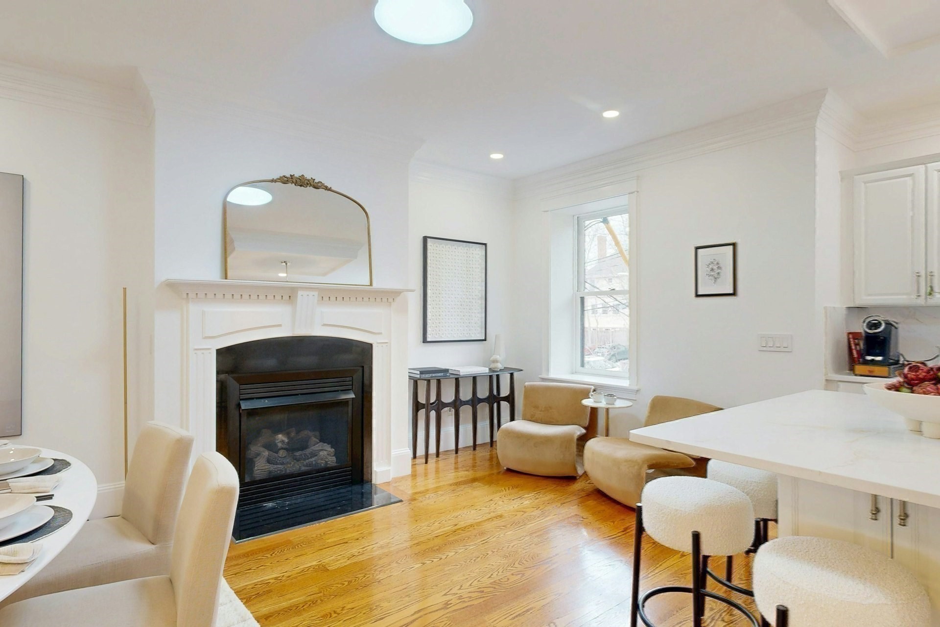 322 Tappan St # 2 Property Photo 14