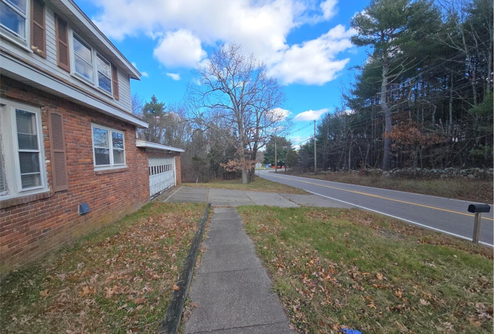 723 Dedham St Property Photo 1
