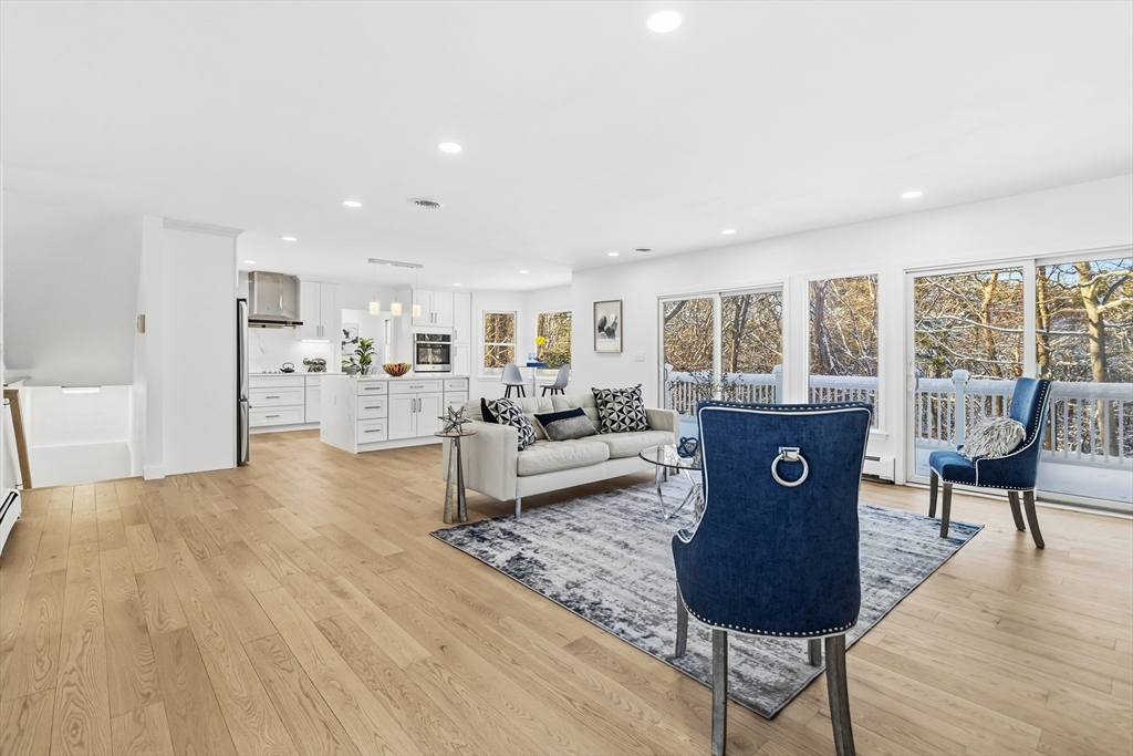 183 Gardner St Property Photo 3