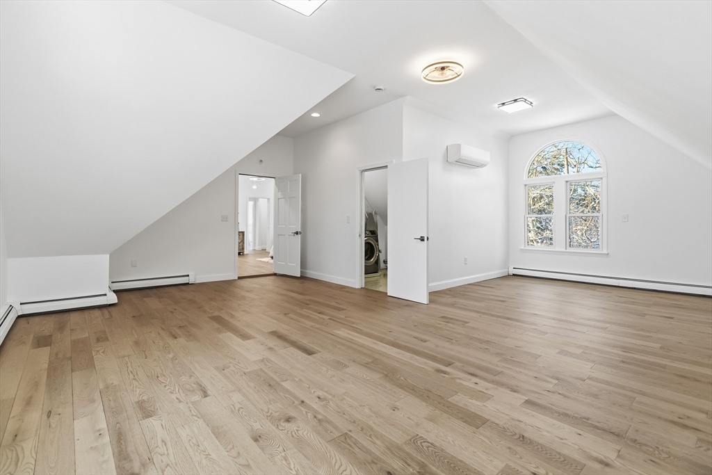183 Gardner St Property Photo 28