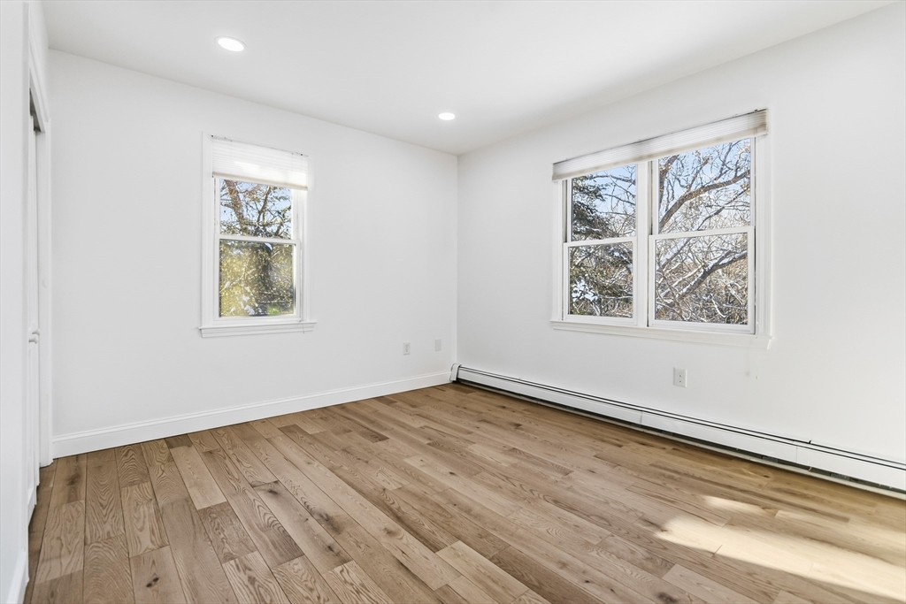 183 Gardner St Property Photo 32