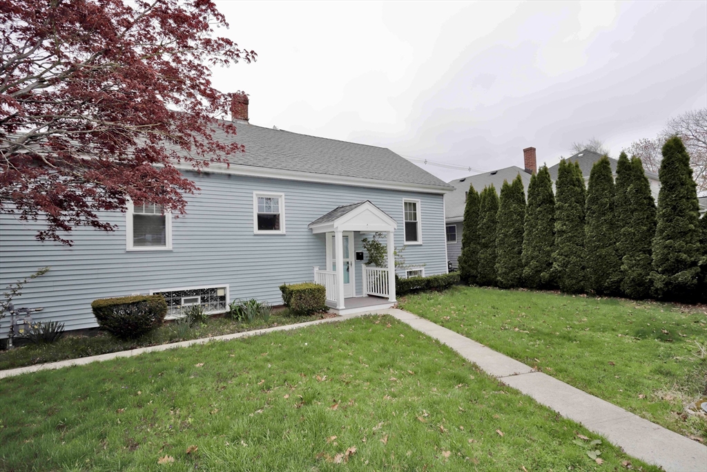79 Woodlawn St Property Photo 6
