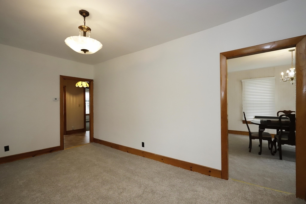 79 Woodlawn St Property Photo 18