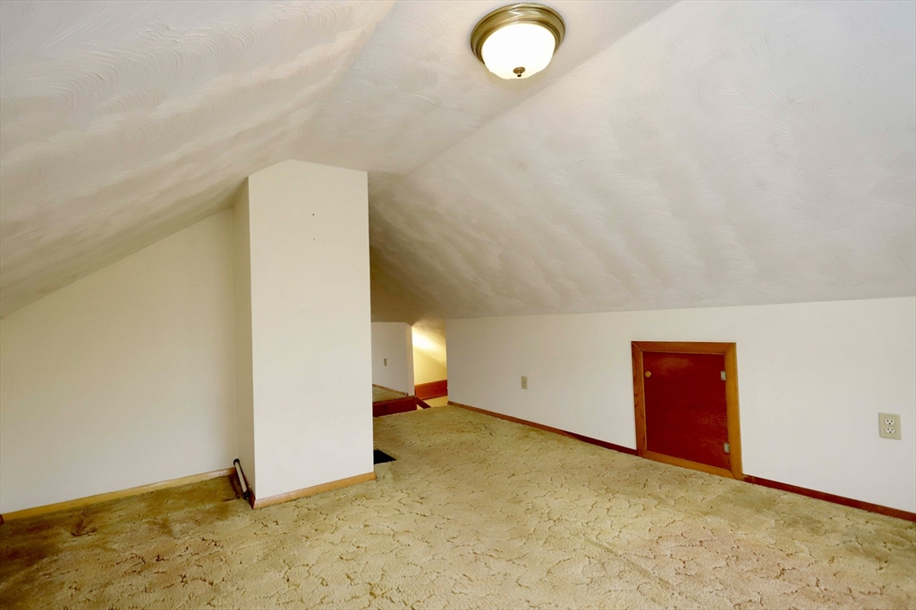 79 Woodlawn St Property Photo 30
