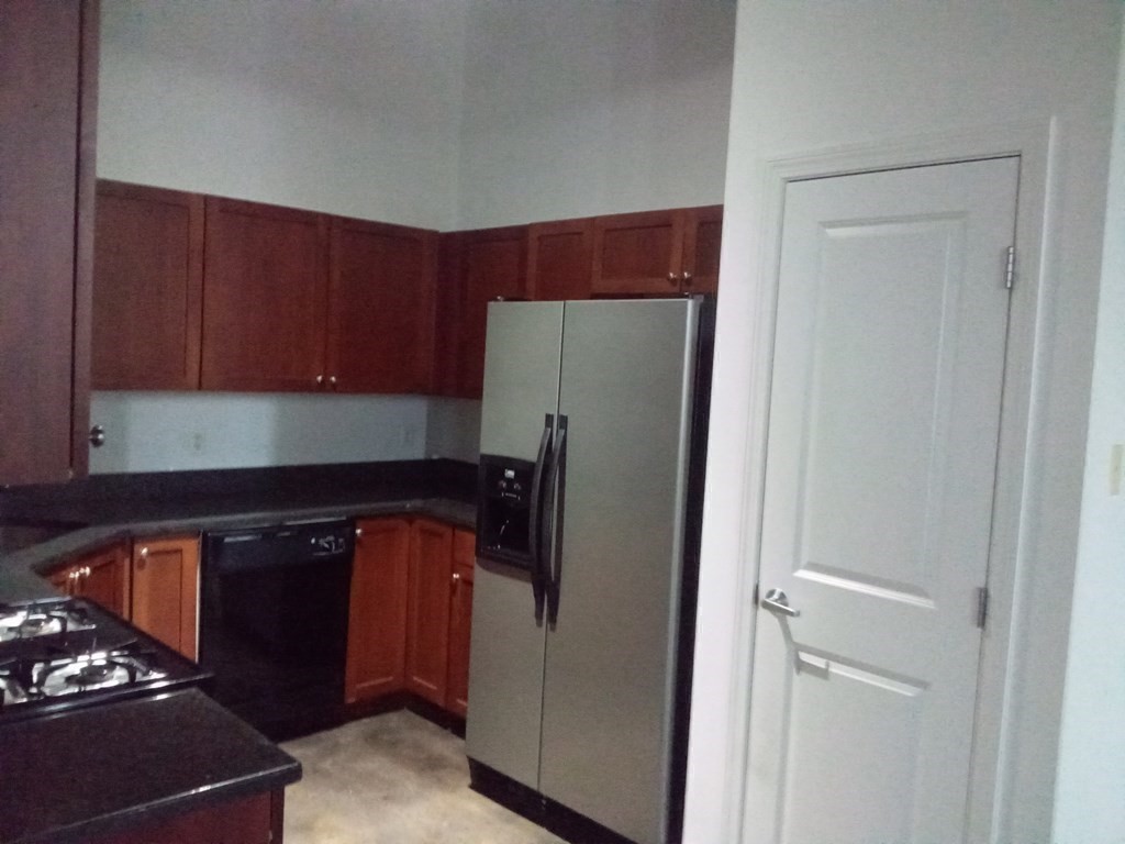 21 Illinois St # 202 Property Photo 10
