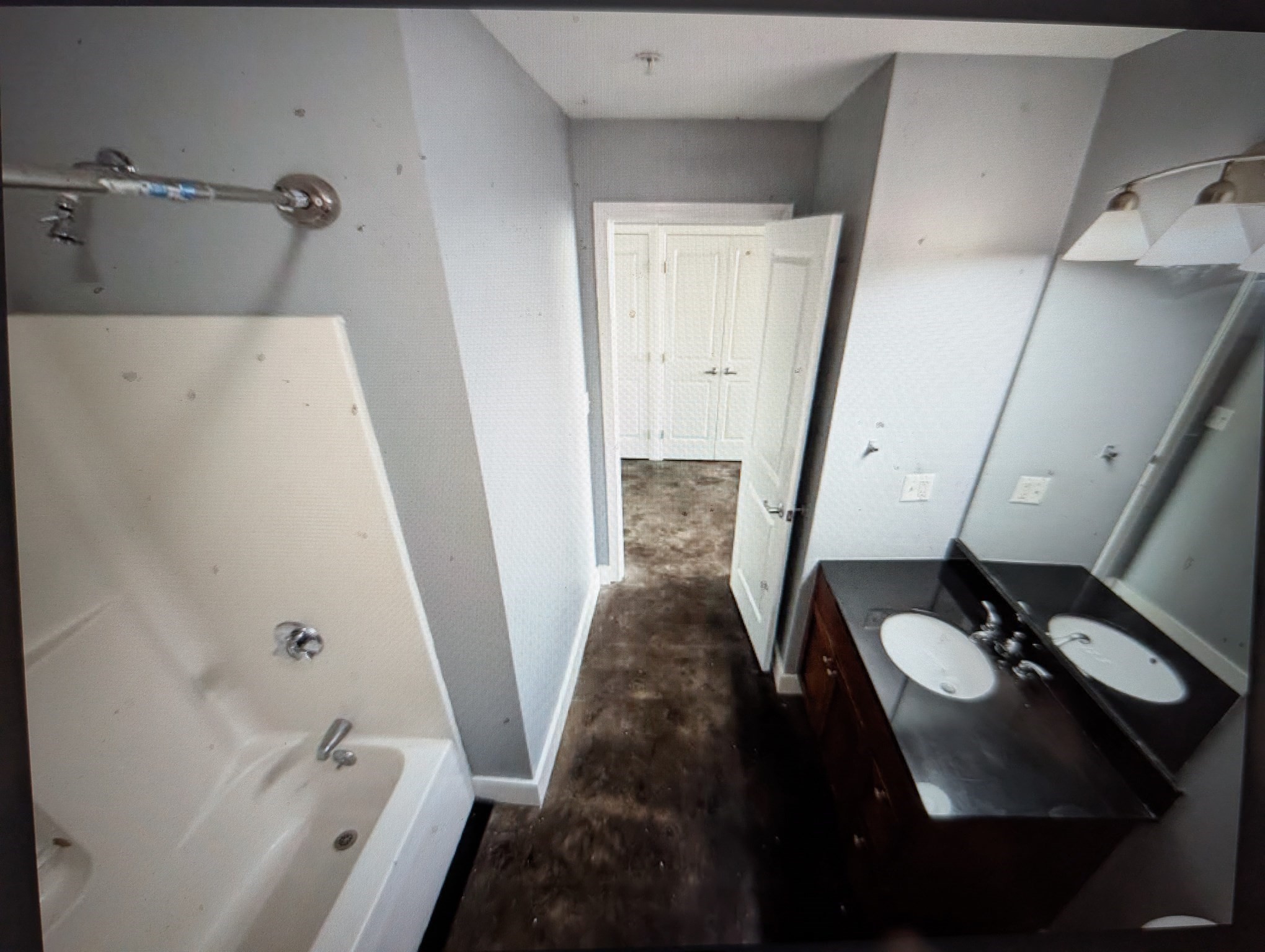 21 Illinois St # 202 Property Photo 12