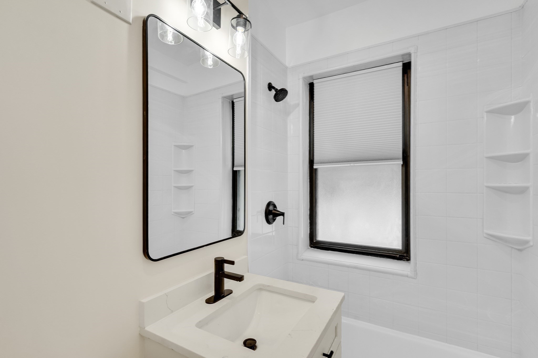 137 Englewood Ave # 5 Property Photo 7