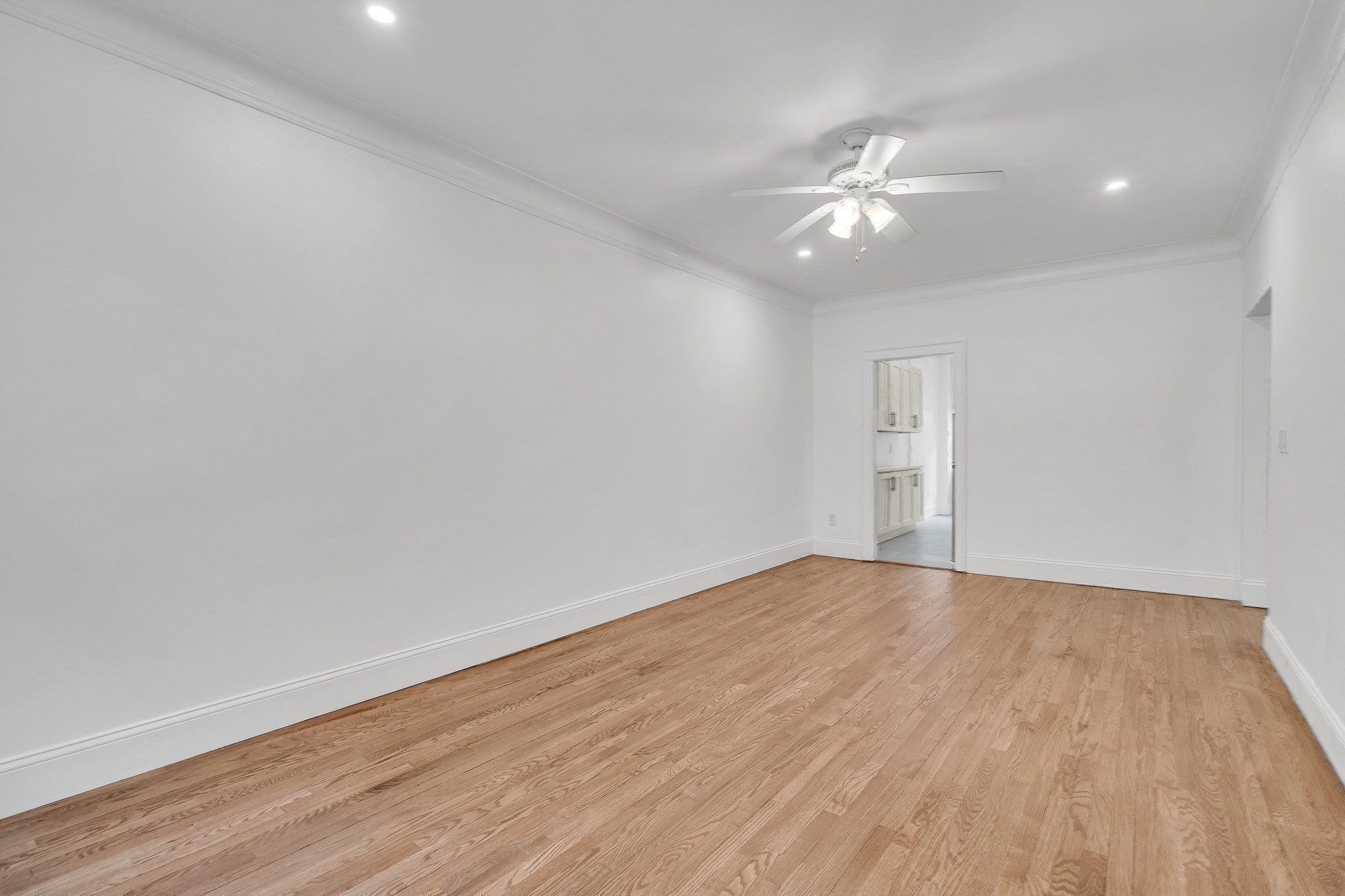 137 Englewood Ave # 5 Property Photo 23