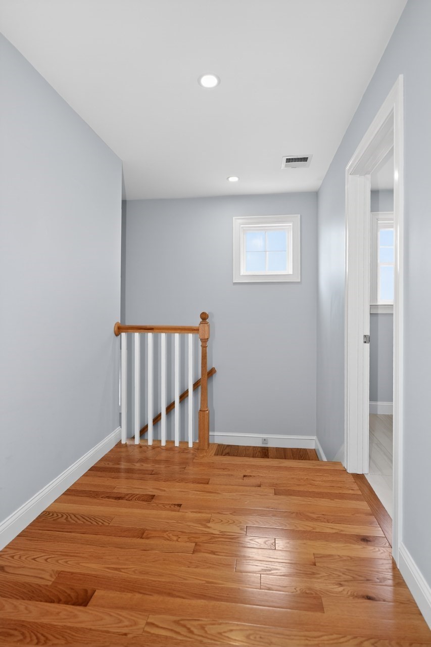 228 Norfolk St # 228 Property Photo 13