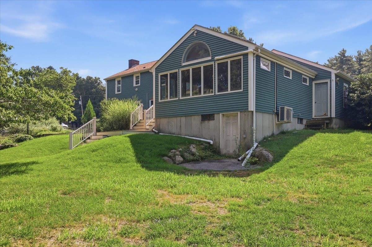 10 Parker Dr Property Photo 2