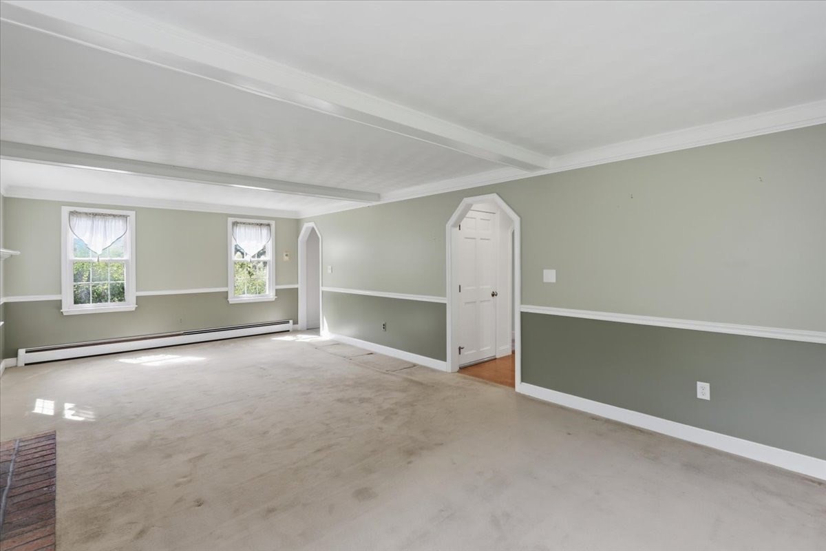 10 Parker Dr Property Photo 5