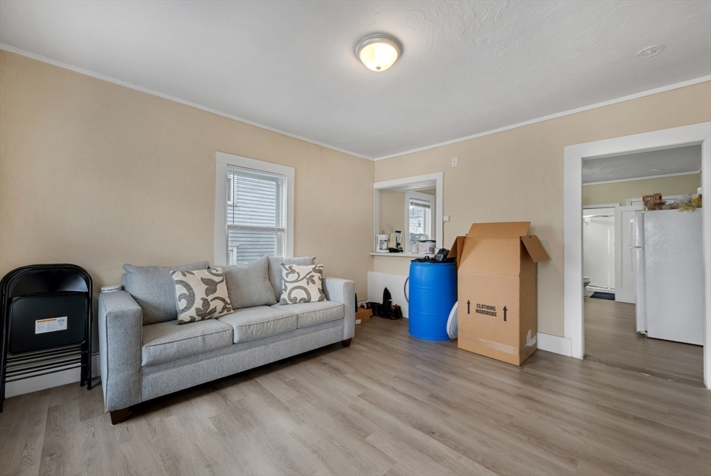20 Mott St Property Photo 10