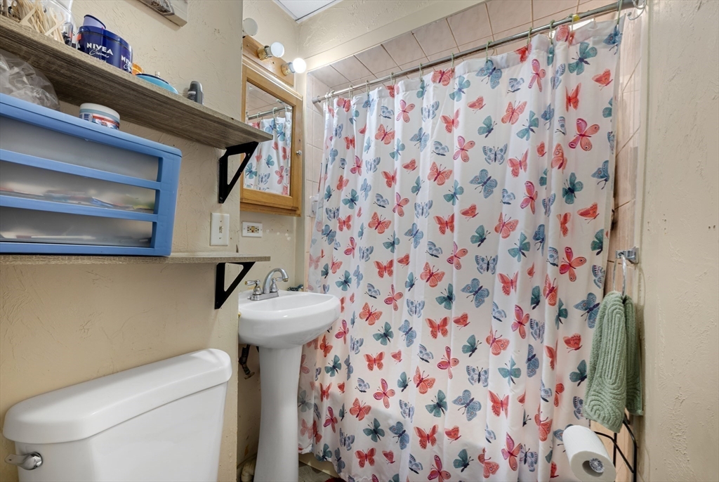 20 Mott St Property Photo 17