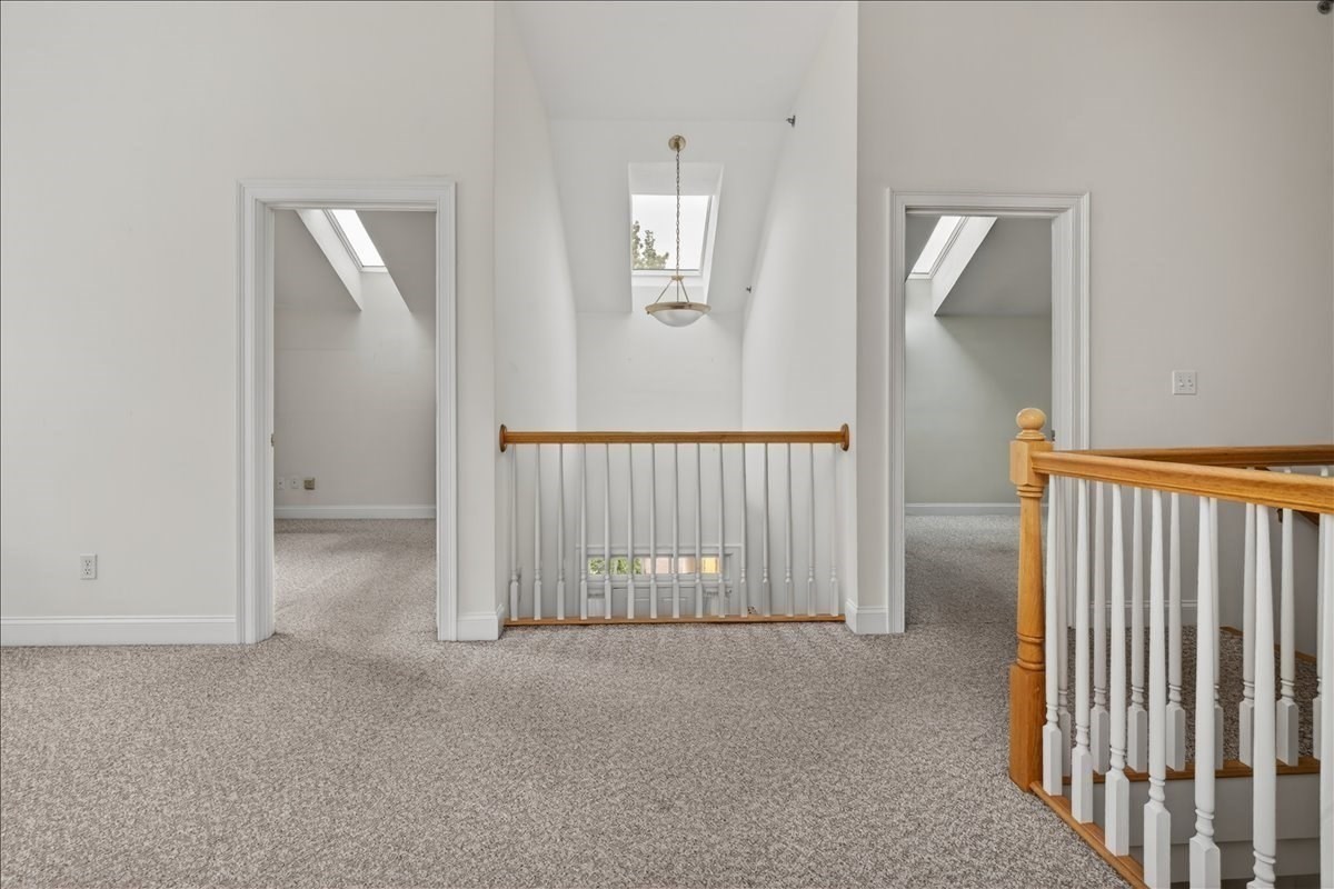 14 Whiting Lane # 14 Property Photo 30