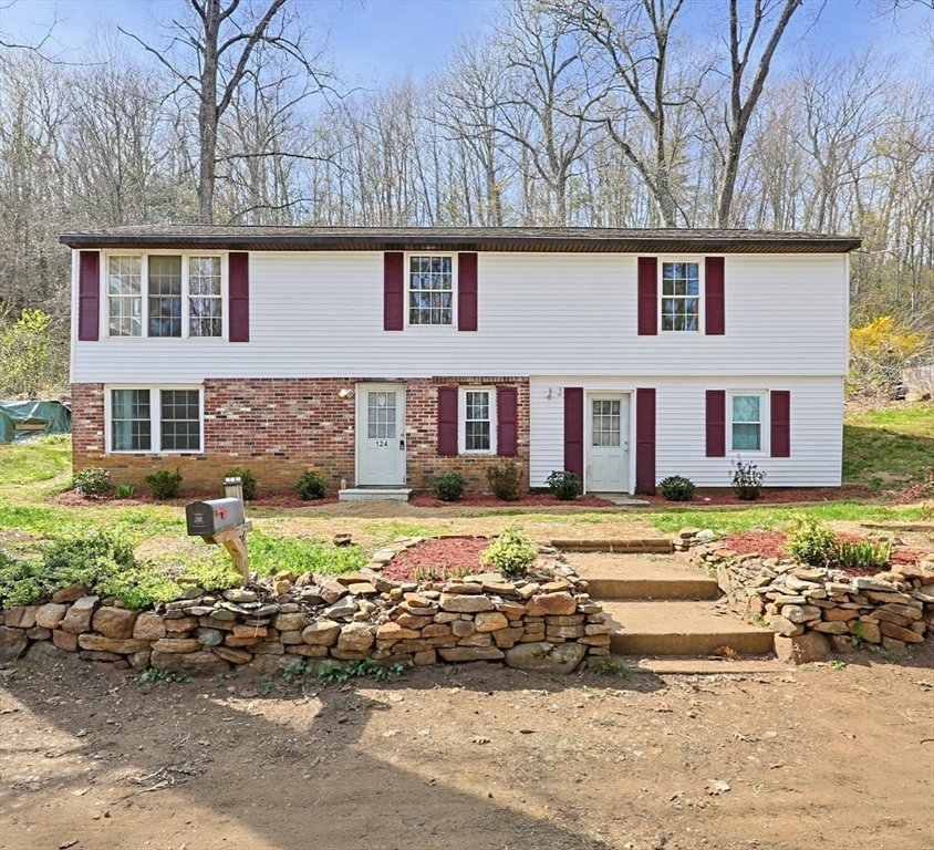 124 Old County Road