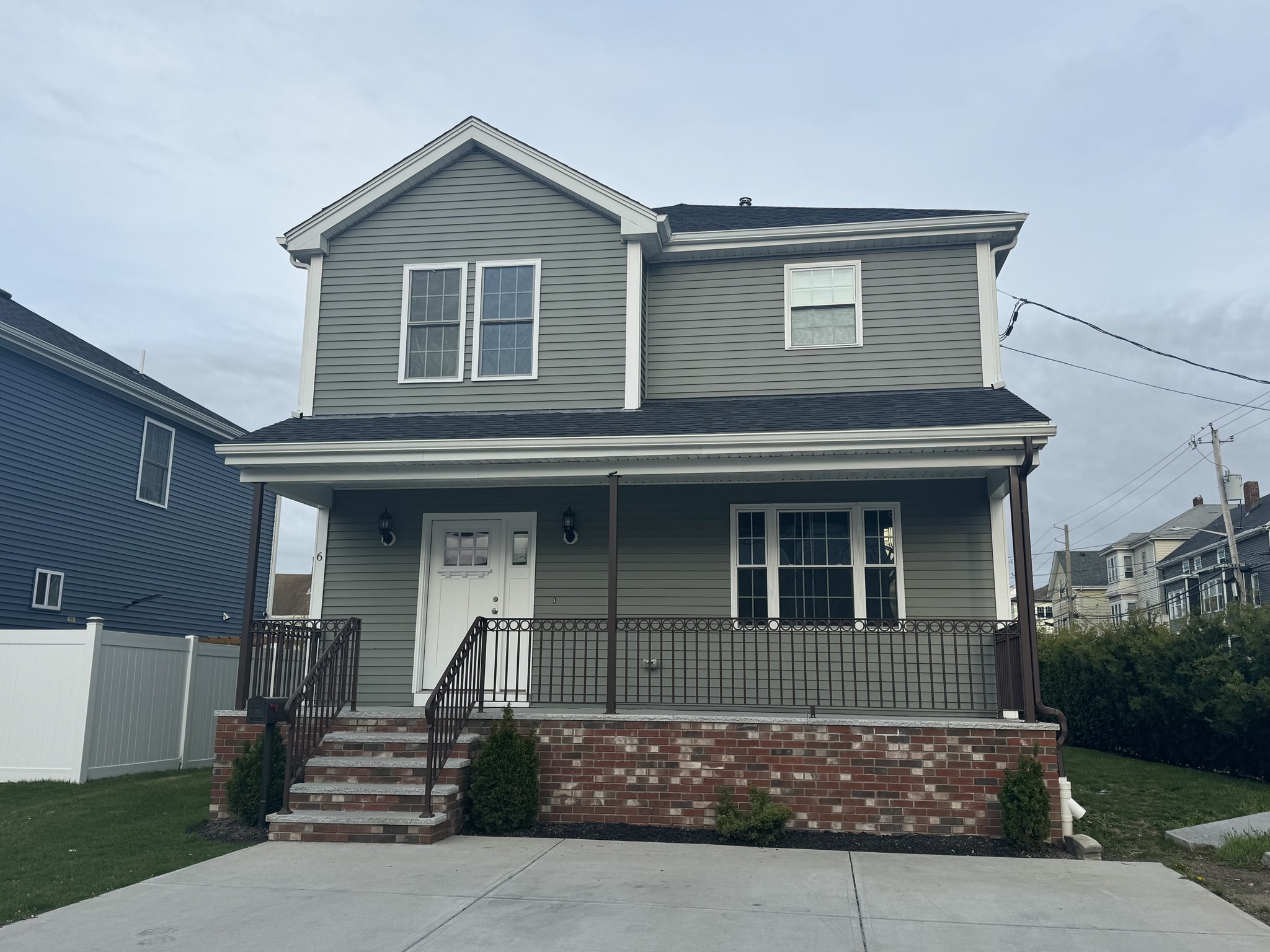 6 N Rocliffe St Property Photo 1