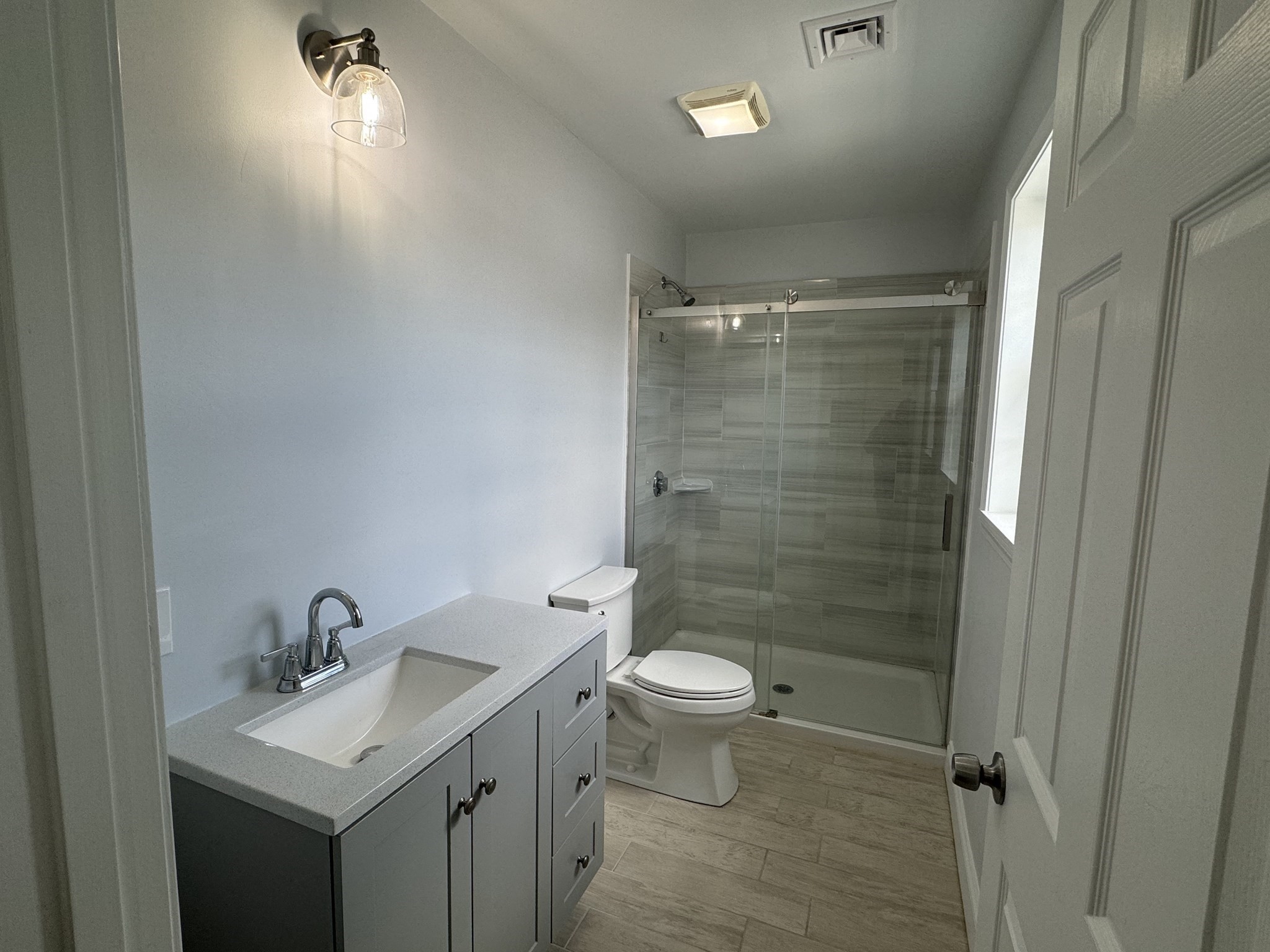 6 N Rocliffe St Property Photo 10