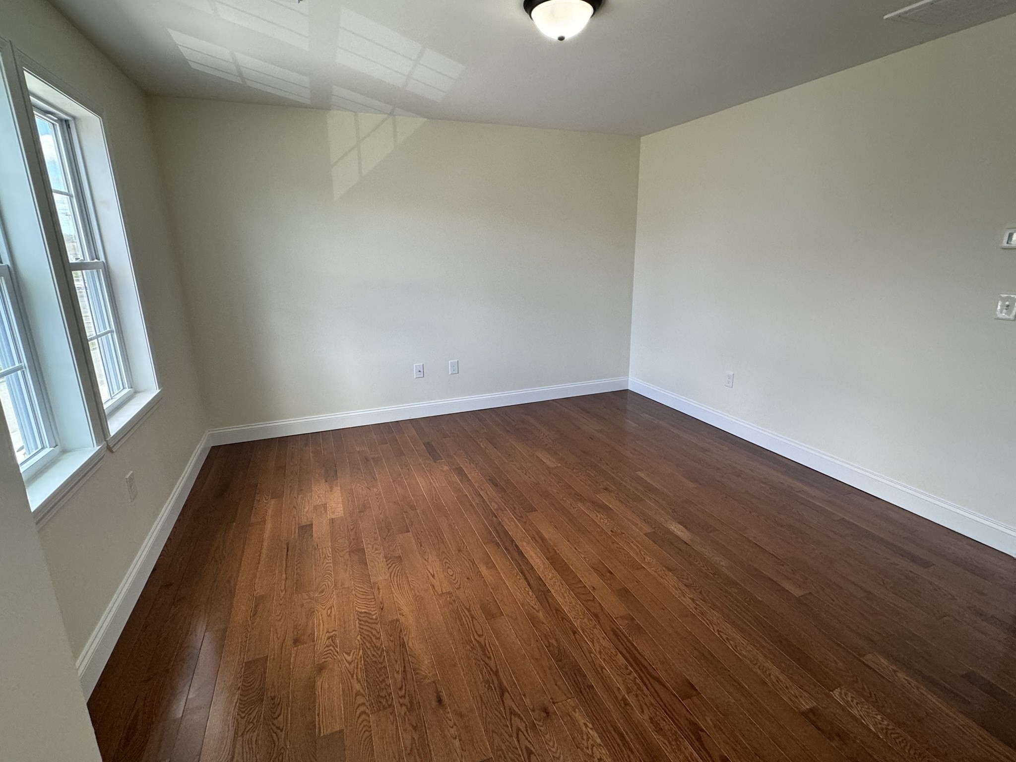 6 N Rocliffe St Property Photo 11