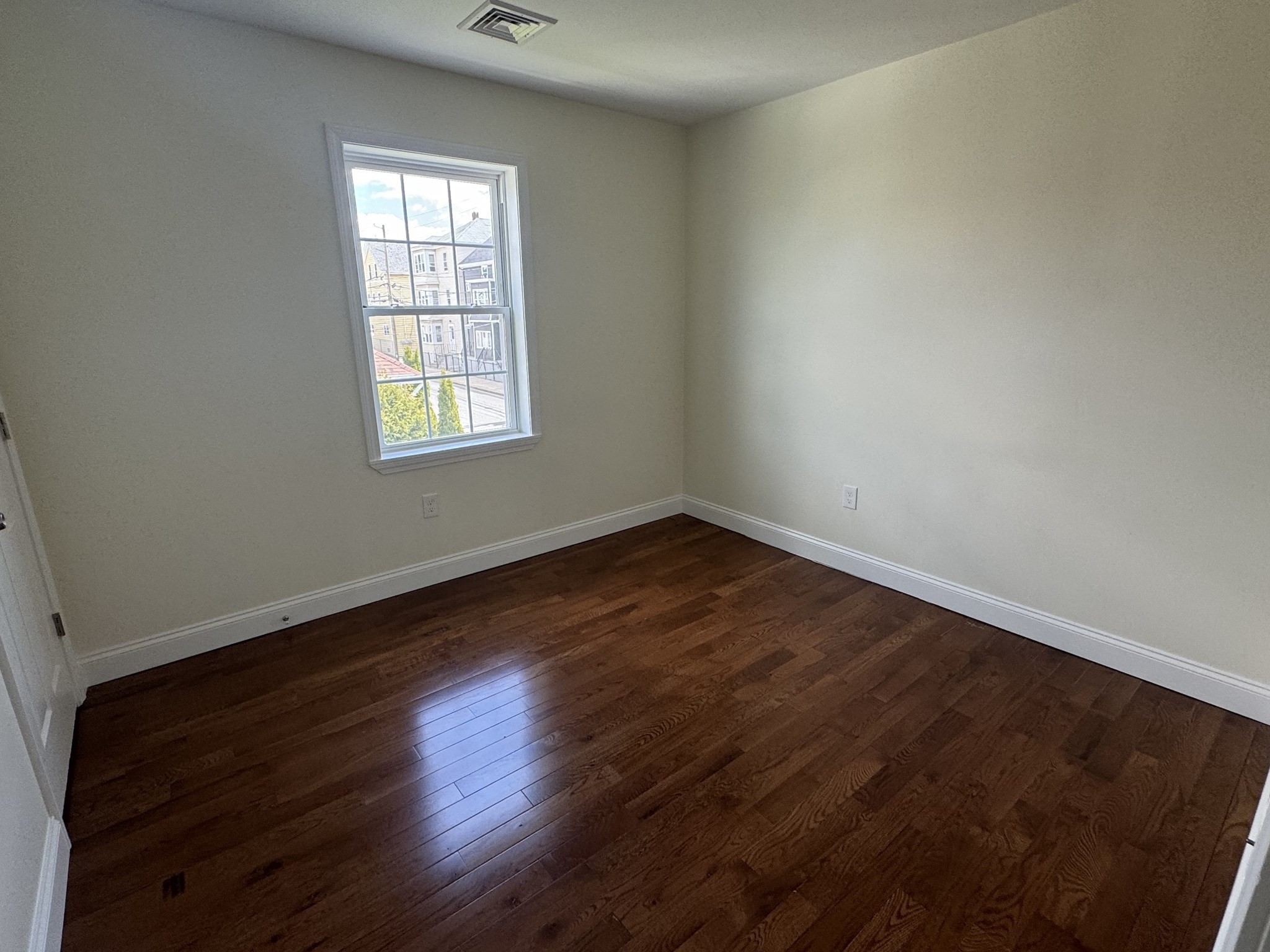 6 N Rocliffe St Property Photo 15