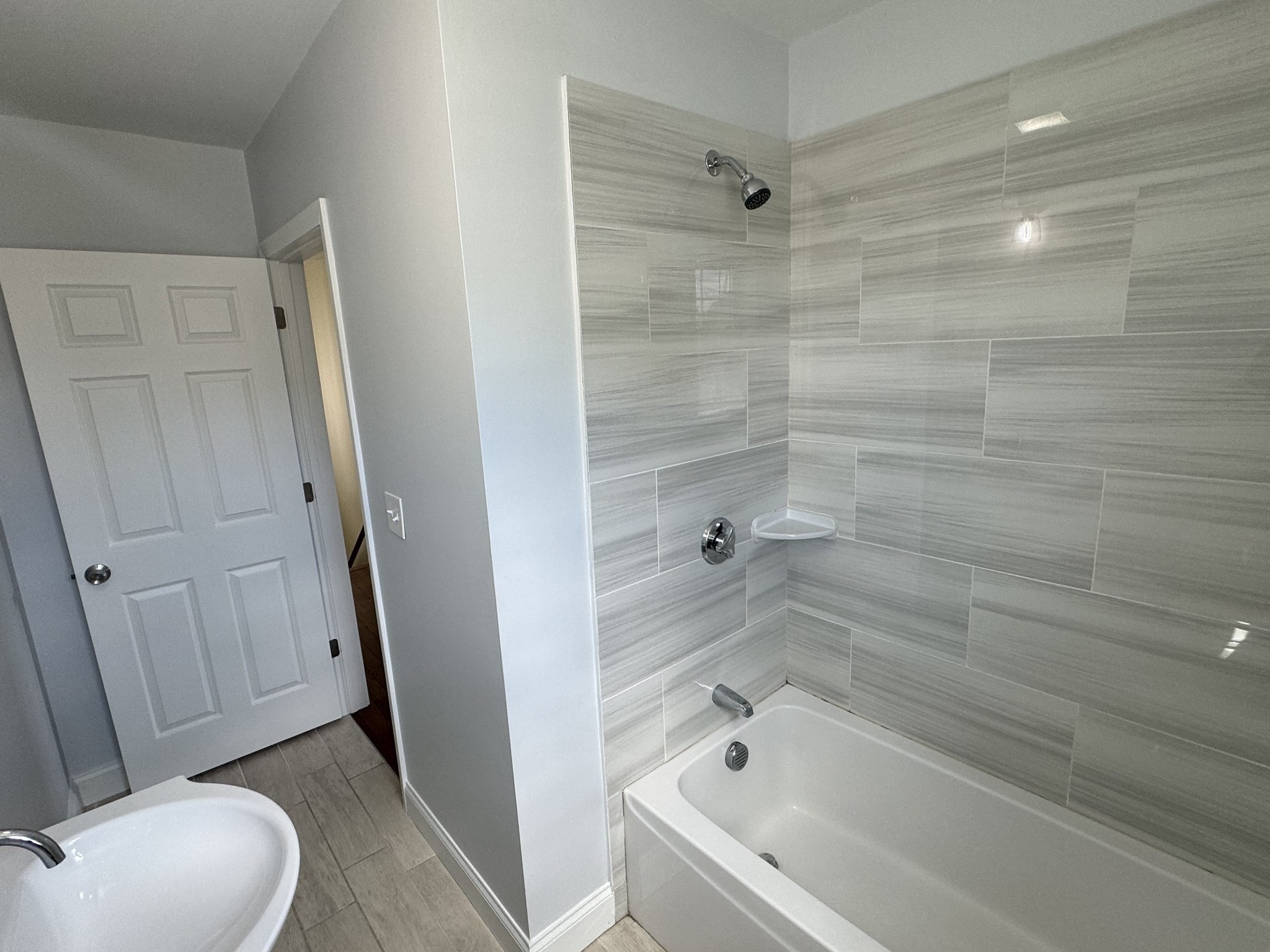 6 N Rocliffe St Property Photo 17