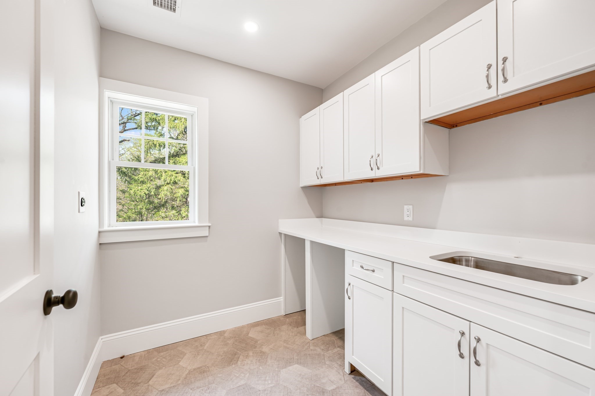6 Ivy Circle Property Photo 32