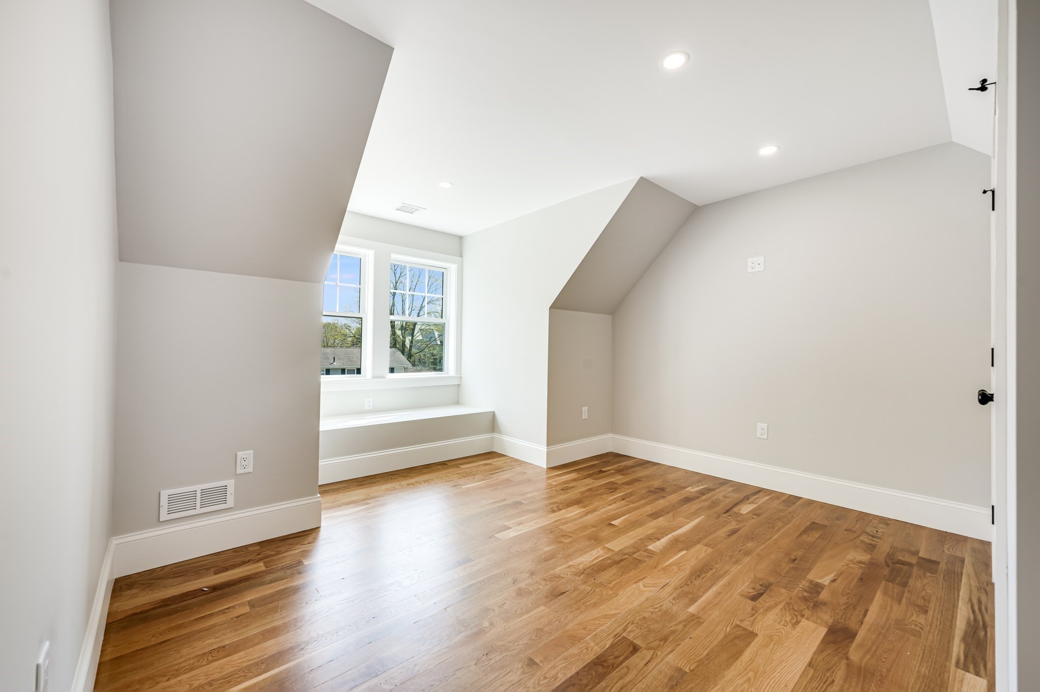 6 Ivy Circle Property Photo 34