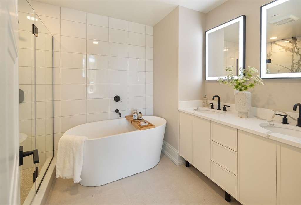 61 Hall Street # 18 Property Photo 9
