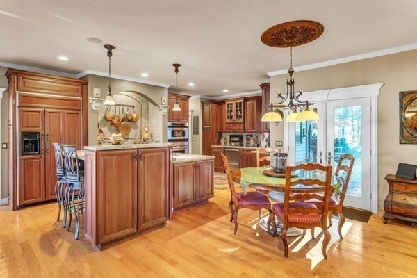 14 Lexington Circle Property Photo 19