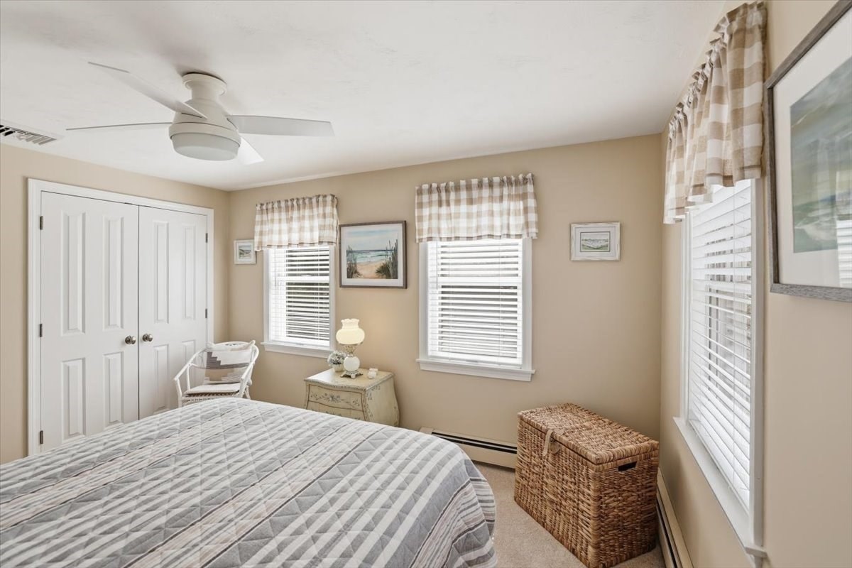 60 Harbor Hill Rd Property Photo 28