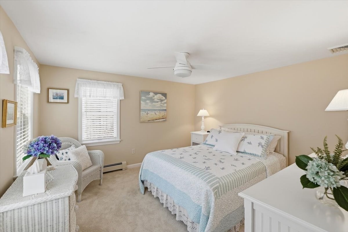 60 Harbor Hill Rd Property Photo 29