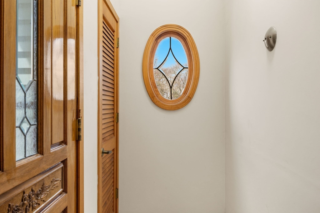 2 Hibbs Lane Property Photo 5