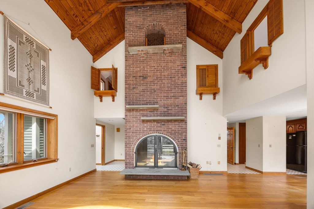 2 Hibbs Lane Property Photo 8