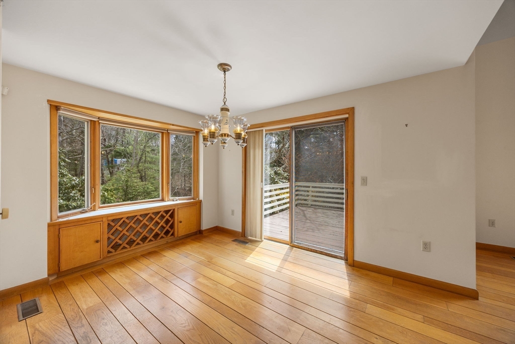 2 Hibbs Lane Property Photo 10