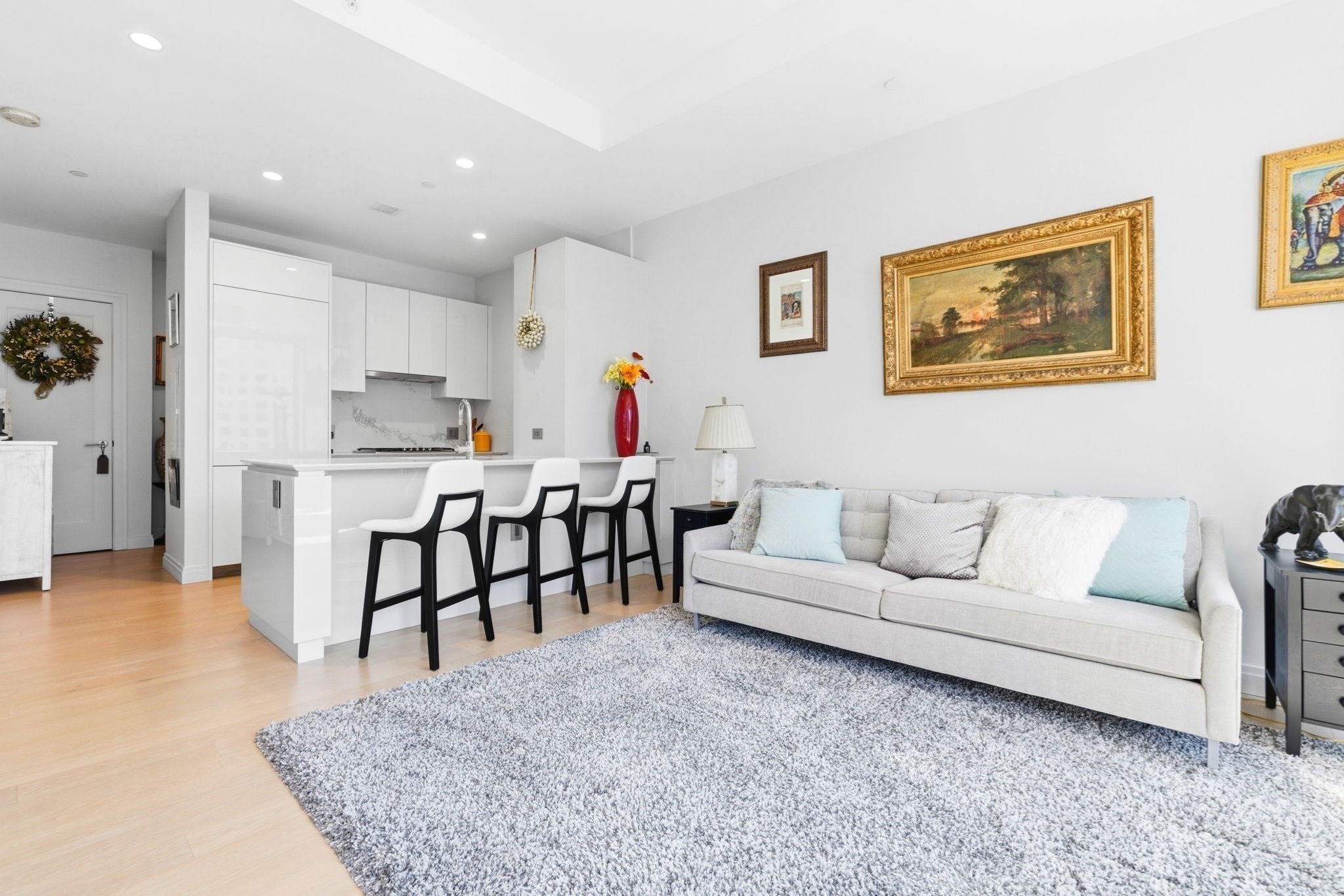 133 Seaport Blvd # 1805 Property Photo 1