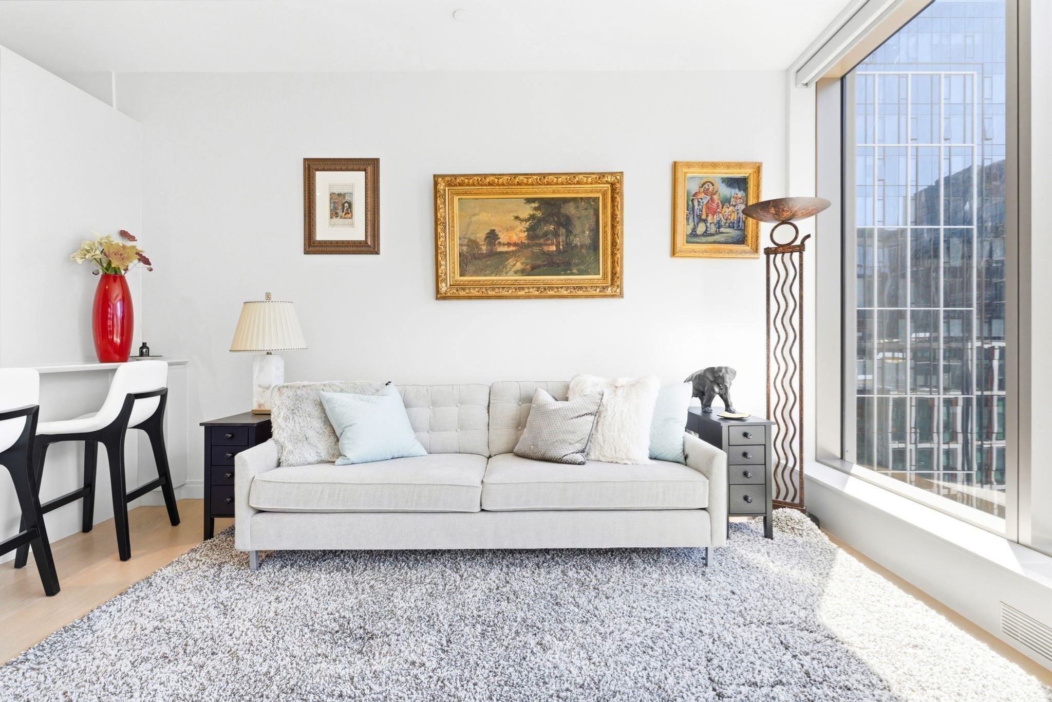 133 Seaport Blvd # 1805 Property Photo 2