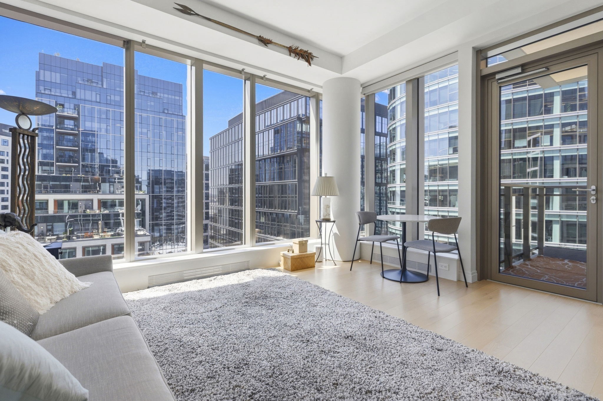 133 Seaport Blvd # 1805 Property Photo 4