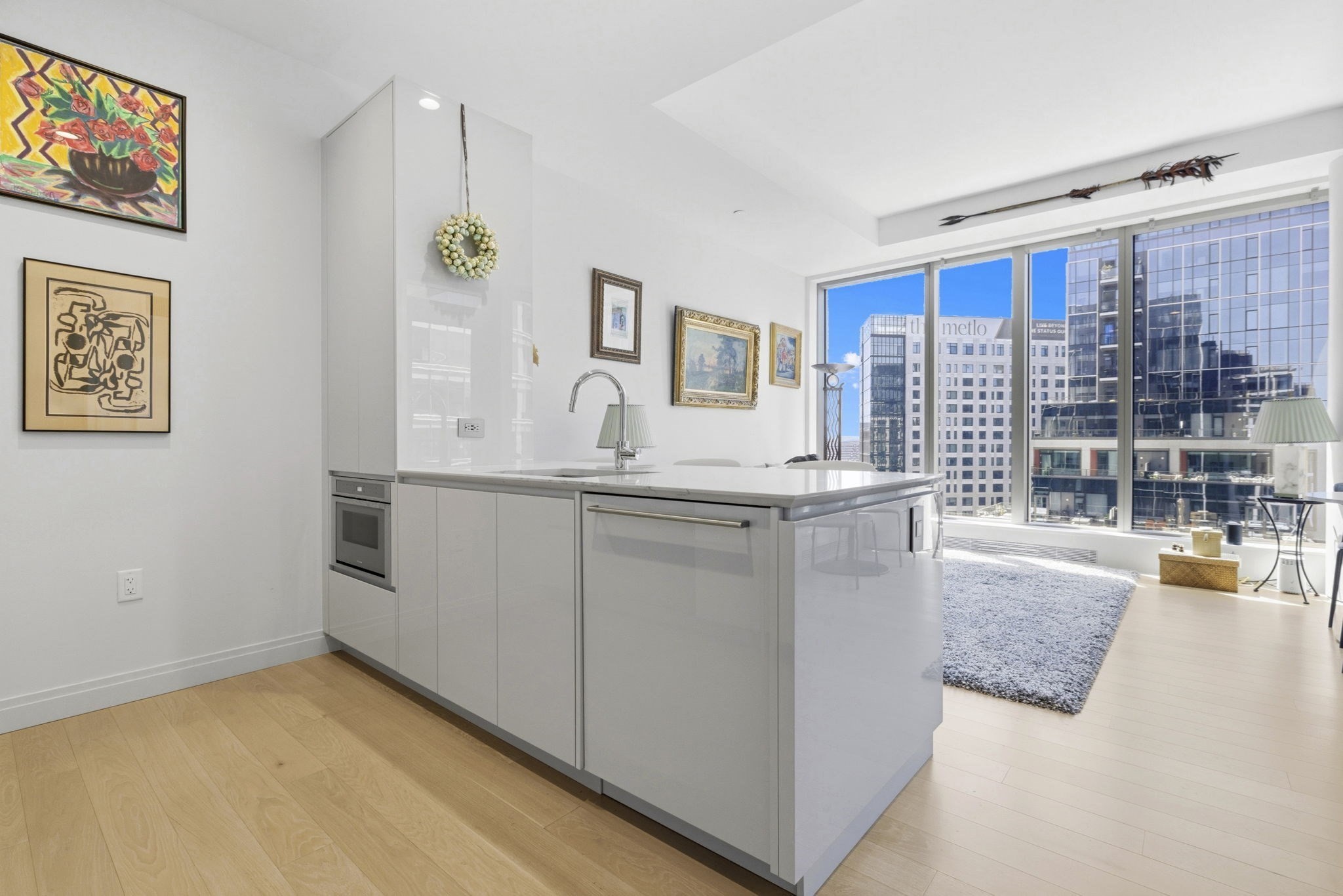 133 Seaport Blvd # 1805 Property Photo 7