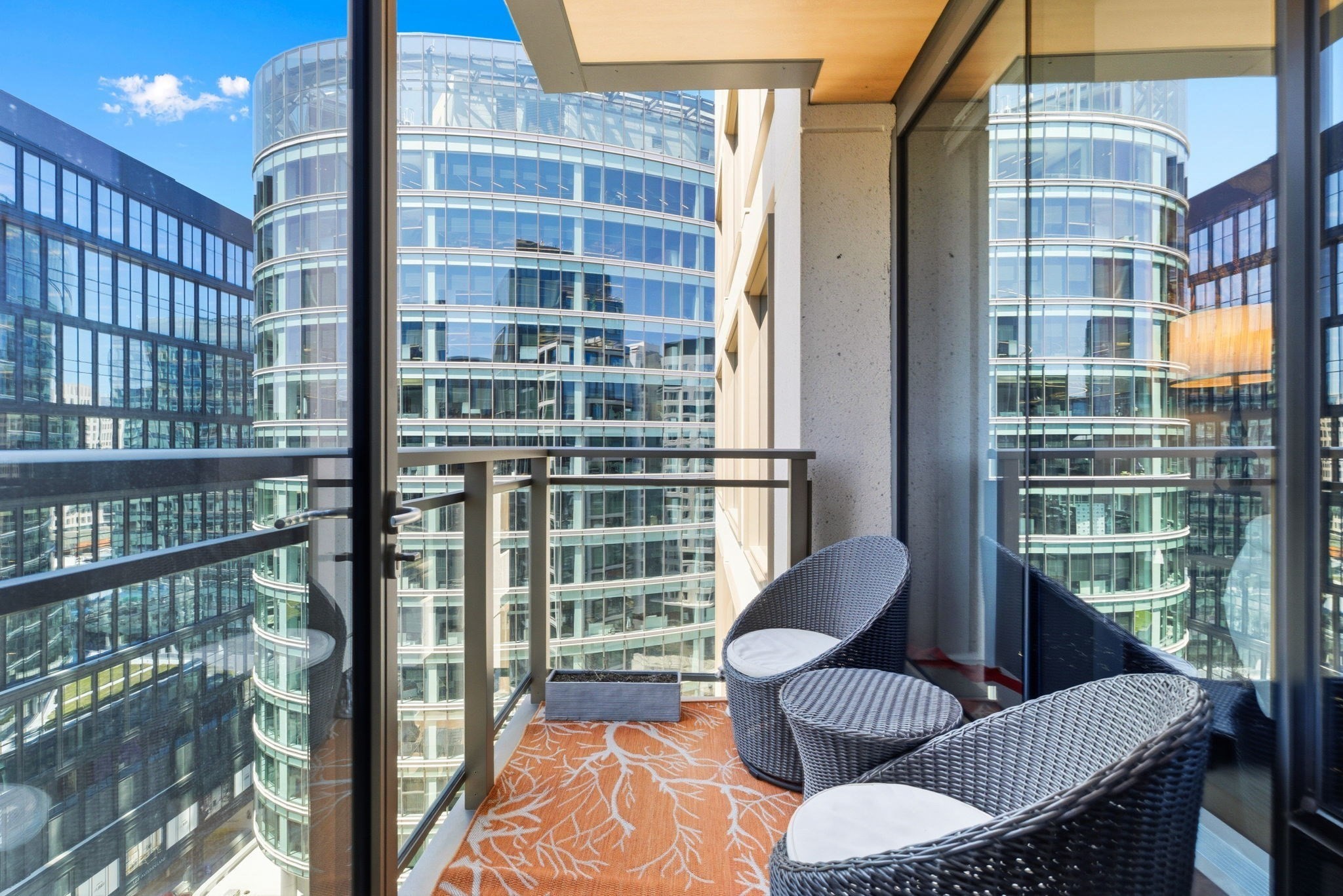 133 Seaport Blvd # 1805 Property Photo 9