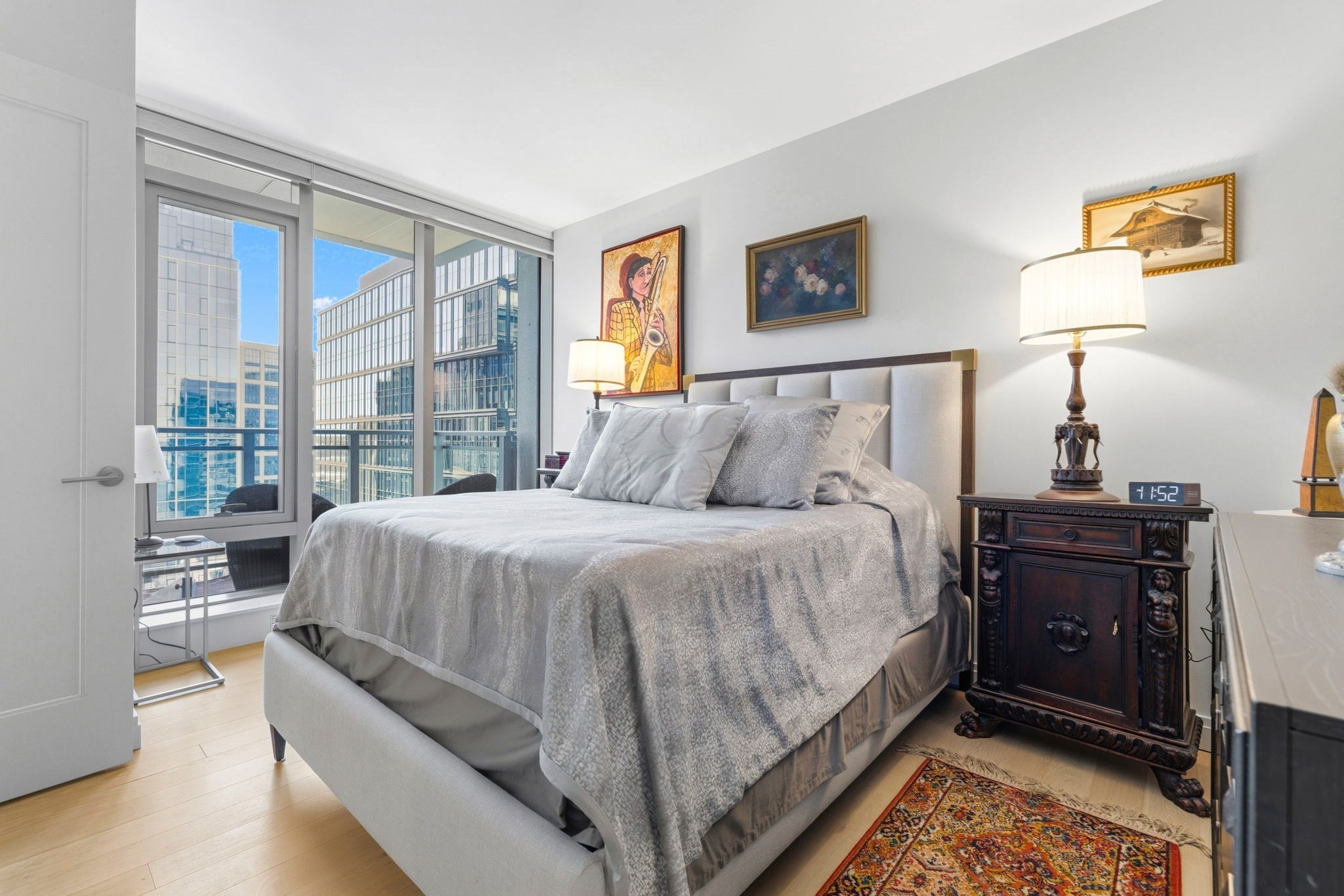 133 Seaport Blvd # 1805 Property Photo 12